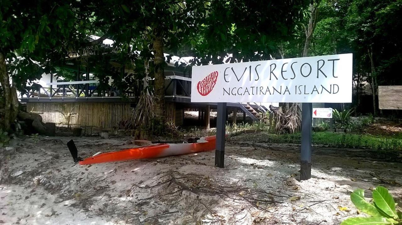 Evis Resort At Nggatirana Island Halisi エクステリア 写真